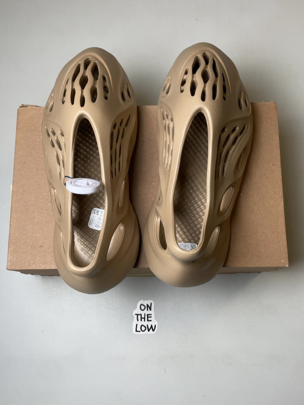 adidas Yeezy Foam RNNR Mist