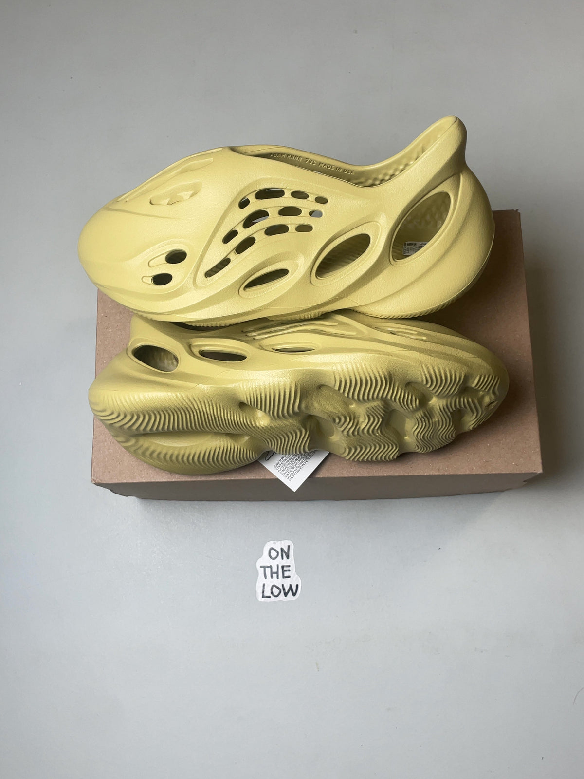 adidas Yeezy Foam RNNR Sulfur