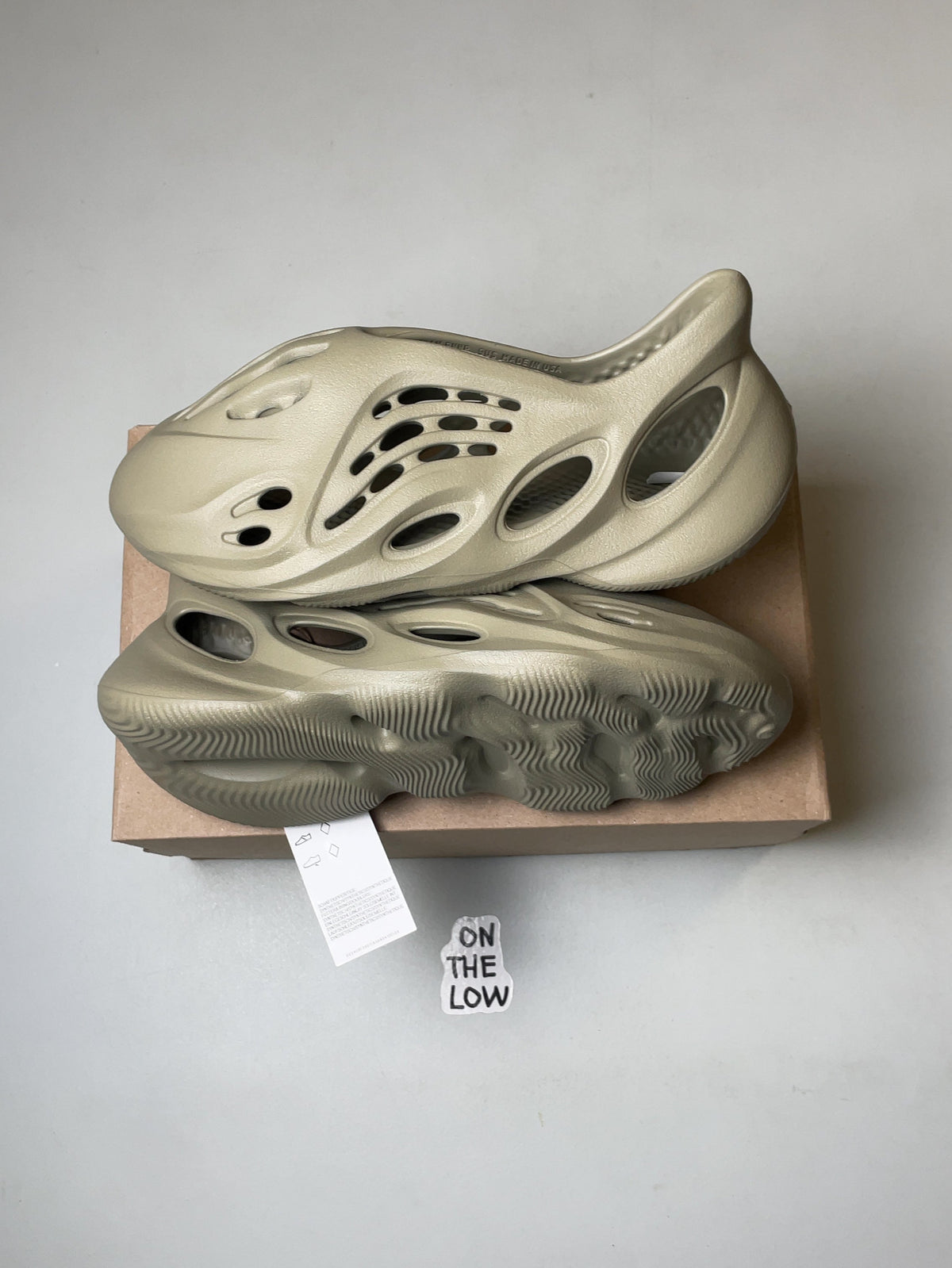 adidas Yeezy Foam RNR Stone Salt