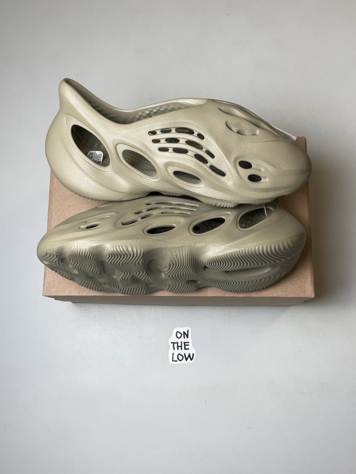 adidas Yeezy Foam RNR Stone Salt