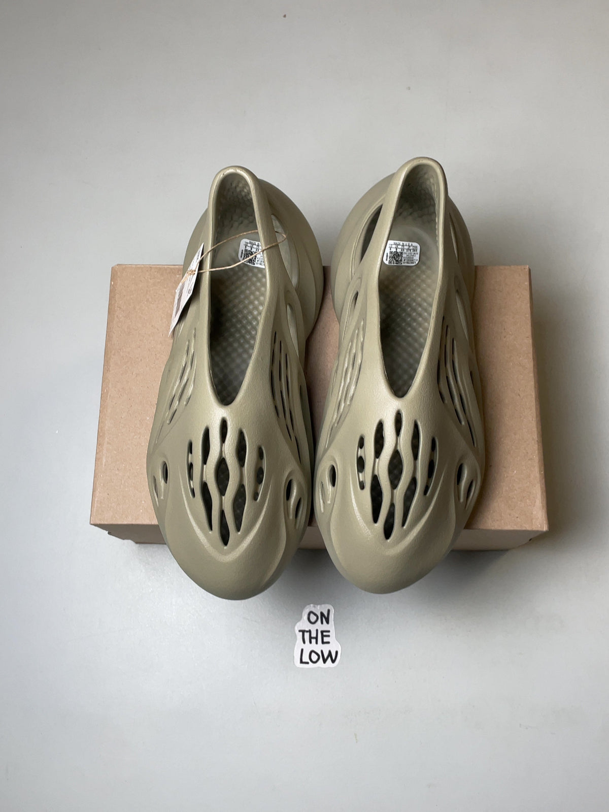 adidas Yeezy Foam RNR Stone Salt