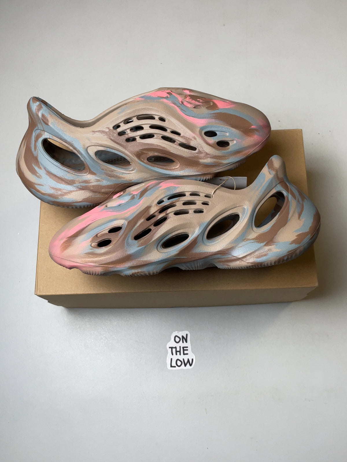 adidas Yeezy Foam RNNR MX Sand Grey